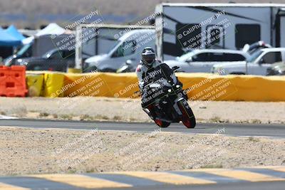 media/Apr-10-2022-SoCal Trackdays (Sun) [[f104b12566]]/Turn 2 (1135am)/